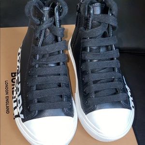 Boys Burberry Sneakers